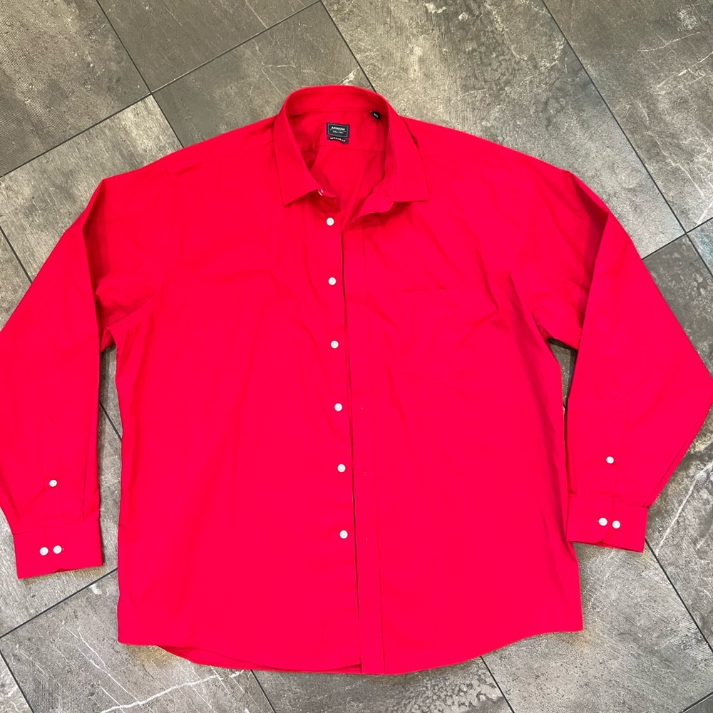 Arrow regular fit 18-18 1/2 xxl button down shirt (made in Egypt)like new